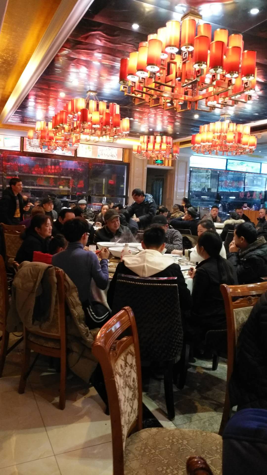 常德市康都物業(yè)服務(wù)有限公司,常德保安服務(wù)公司,保潔服務(wù),綠化服務(wù),搬運(yùn)服務(wù),墻外高空清洗服務(wù)