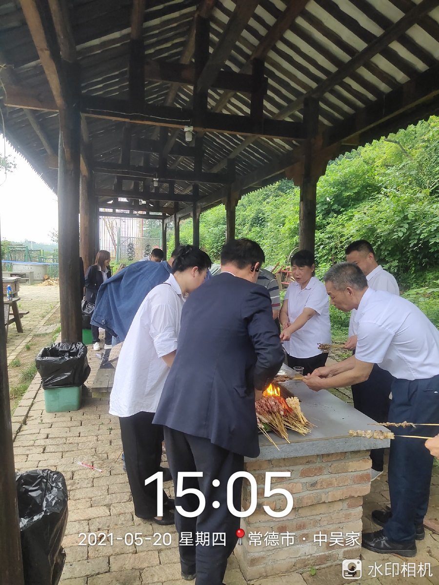 常德市康都物業(yè)服務(wù)有限公司,常德保安服務(wù)公司,保潔服務(wù),墻外高空清洗服務(wù)